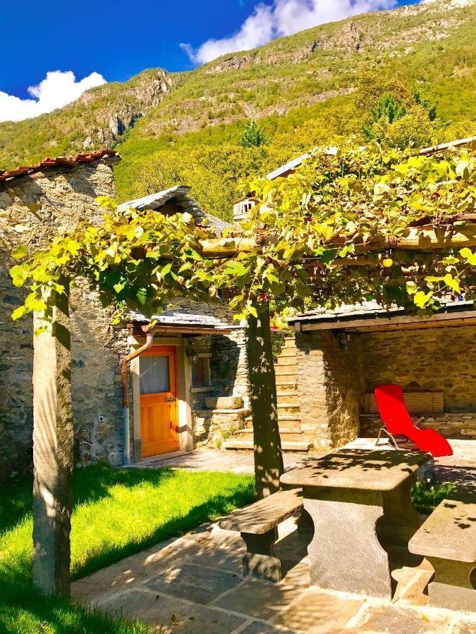 Rustici Maggia Hotel Aurigeno Exterior photo